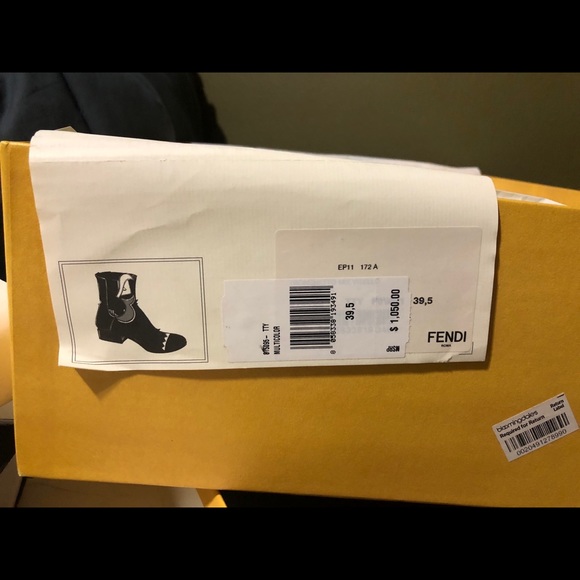 Fendi Chelsea Boots - Picture 11 of 11